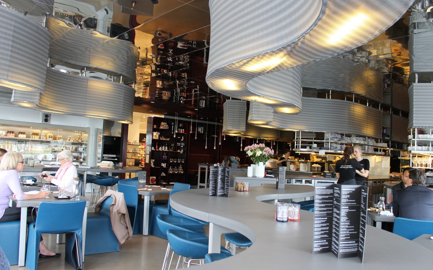 Restaurant_Sushi_bar Sushi Bar Lyngby – Tiles anoidised