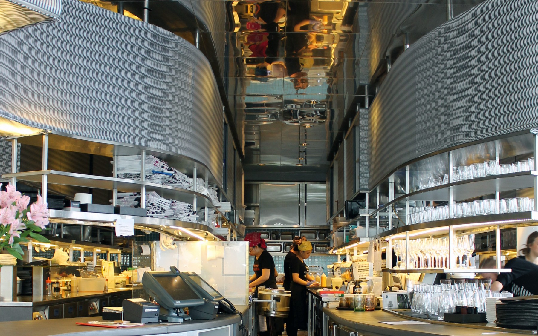 sushi-lyngby-tiles-kitchen