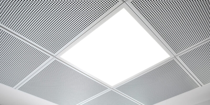 Danmind_Cabinplant_monteret_i_loft_close_up_100dpi